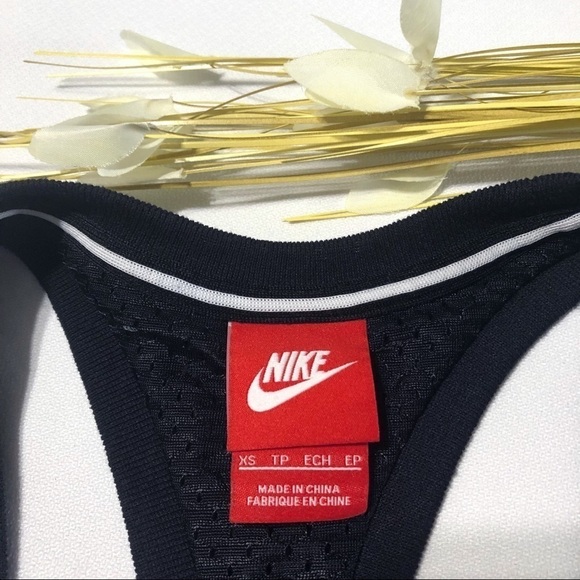 NIKE Mesh ‘Just Do It’ Tank - Picture 8 of 10